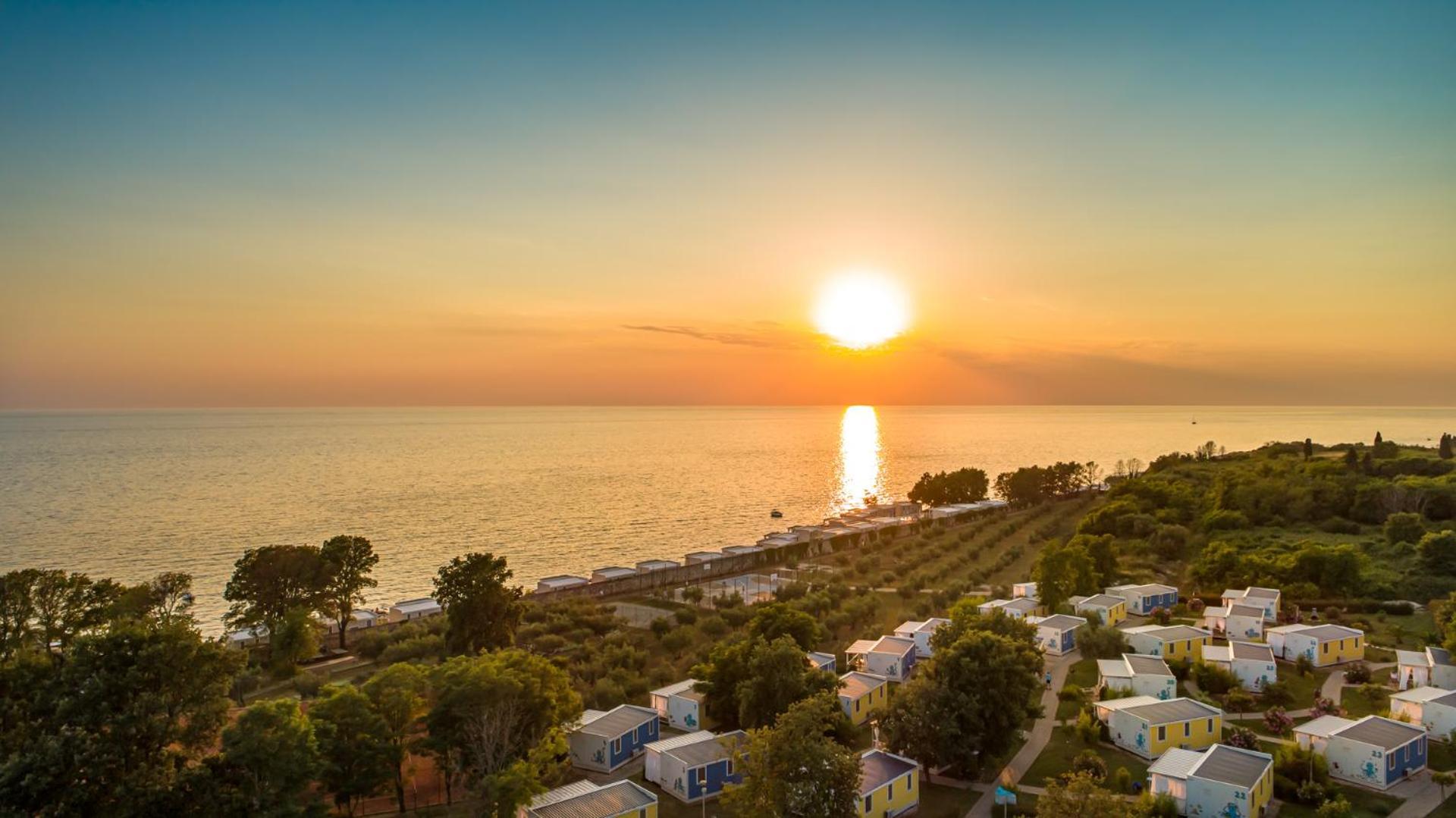 Aminess Planet Camping Holiday Homes Maravea Mareda Exterior photo